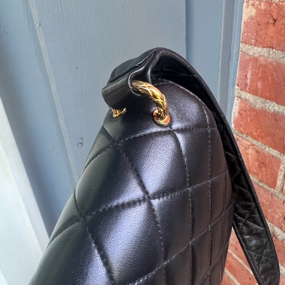 Authentic Chanel black quilted lambskin flap messenger bijou 24k gold hardware - Picture 7 of 16